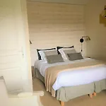 Bed & Breakfast Logis De La Brumanderie Fontcouverte (Charente-Maritime)