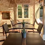 Logis De La Brumanderie Fontcouverte (Charente-Maritime)