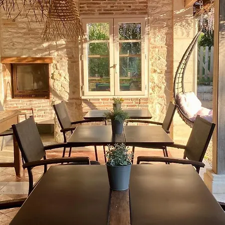 Le Logis De La Brumanderie - Saintes Fontcouverte (Charente-Maritime)