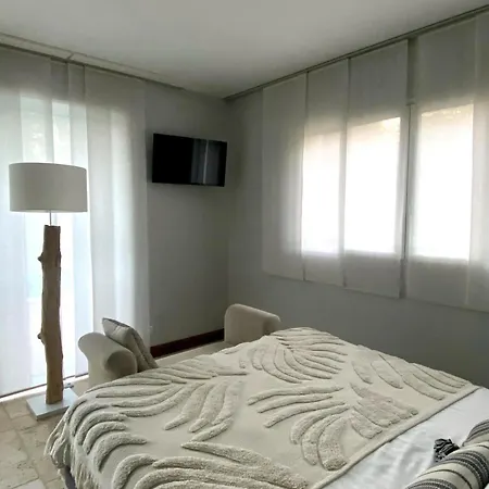 Le Logis De La Brumanderie - Saintes 3*