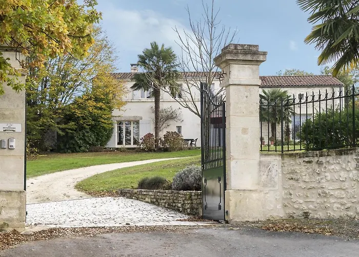 Le Logis De La Brumanderie - Saintes 3* Fontcouverte (Charente-Maritime)