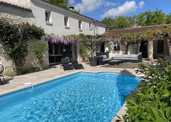 Bed and breakfast Le Logis De La Brumanderie - Saintes Fontcouverte (Charente-Maritime)